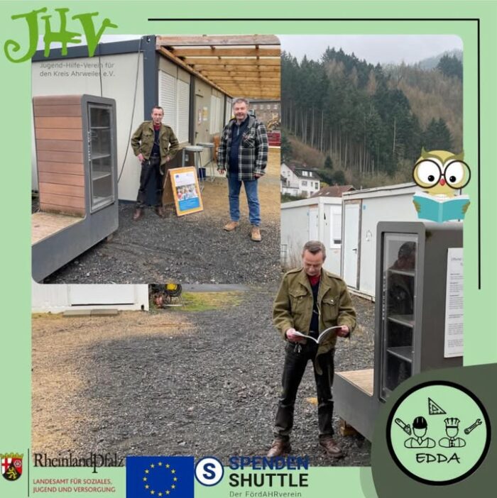 Schwere Lektüre – im wahrsten Sinne des Wortes! 💪🚛

Nur mit schwerem Gerät und viel Manpower konnte ein riesiger Bücherschrank vom ehemaligen Jugendtreff in Ahrweiler nach Rech umziehen – natürlich mit tatkräftiger Unterstützung des Spenden-Shuttle e.V. 🚨❤️

Ein riesiges Dankeschön geht an Winzer & Gastronom Johannes Hostert 🍷, ohne dessen Hilfe der Schrank vor Ort nicht zu bewegen gewesen wäre! 👏

Im Namen des Jugend-Hilfe-Vereins bedankt sich Projektleiter Walter Korb bei allen Helfenden und der Gemeinde Rech. 🙏📍

Er selbst übernimmt künftig ehrenamtlich die Aufsicht & Pflege des Bücherschranks. 🛠️📖